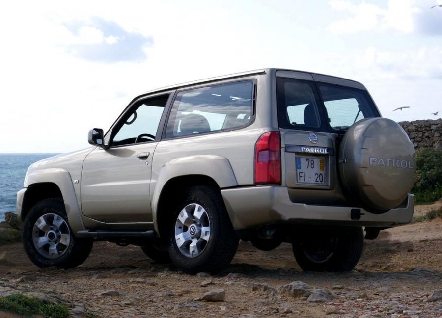 Nissan Patrol 3-Door '2004